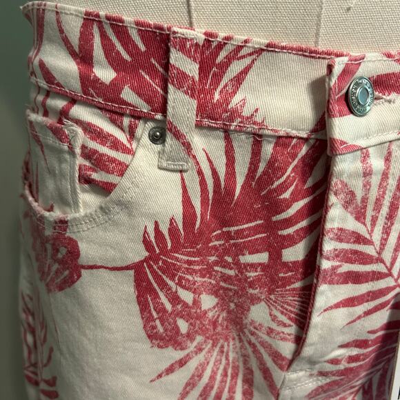 Kensie Jeans Vintage Luxe Skirt NWT Women’s Distressed Palm Trees Raw Hem 6/28 - Picture 2 of 9
